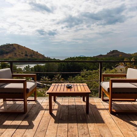 Menjaga Bay Hotel Labuan Bajo Exterior foto