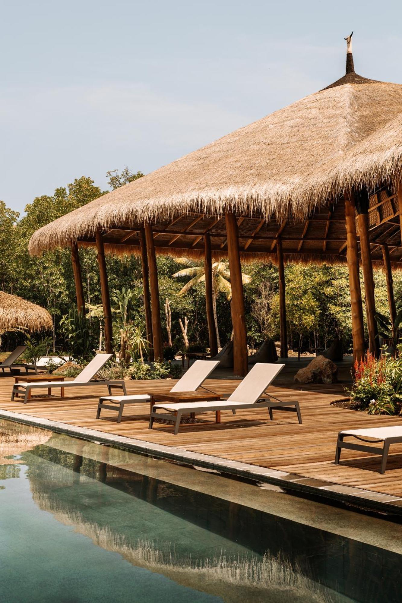 Menjaga Bay Hotel Labuan Bajo Exterior foto