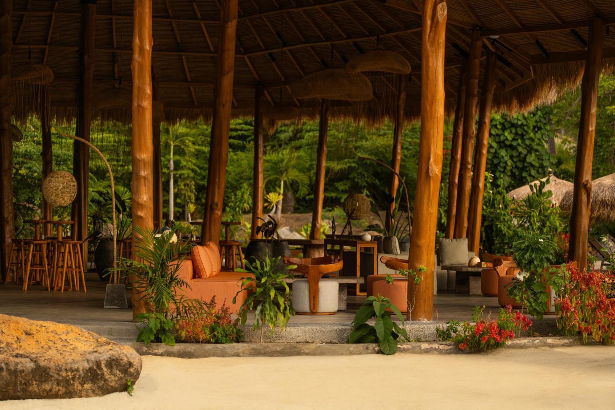 Menjaga Bay Hotel Labuan Bajo Exterior foto